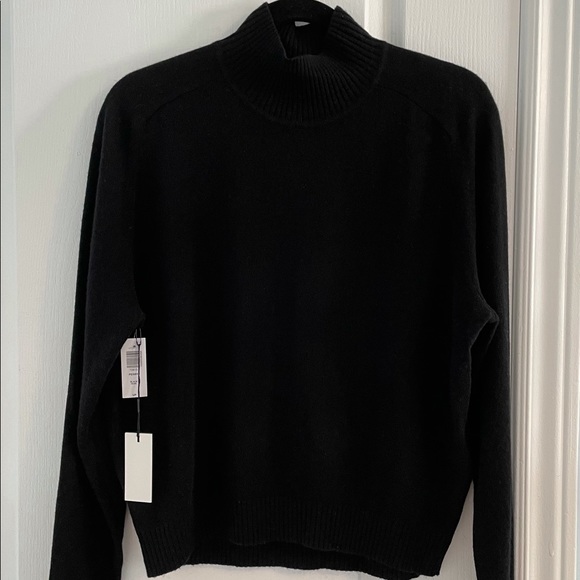 Aritzia Babaton Perry Turtleneck sweater In Black/Size Small - Picture 3 of 3